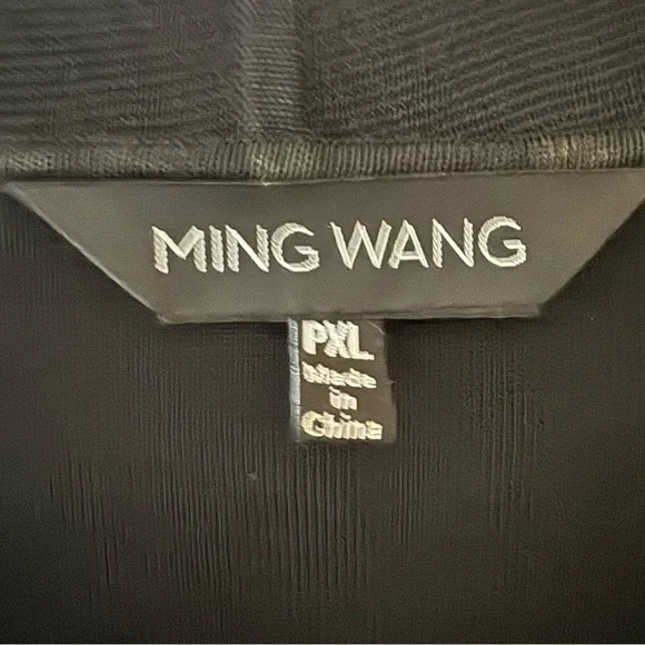 Ming Wang Black and Yellow Blazer with Structured Silhouette - Picture 5 of 10